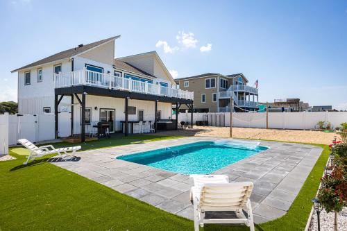 Kitty Hawk House | Renovated for 2025 Ocean Views & Backyard Oasis