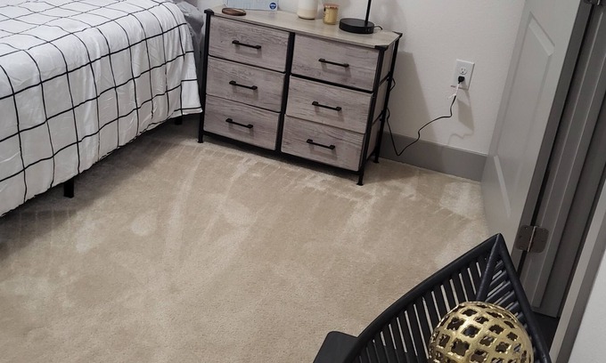 Crabtree Apartment | Renovated penthouse studio apartment