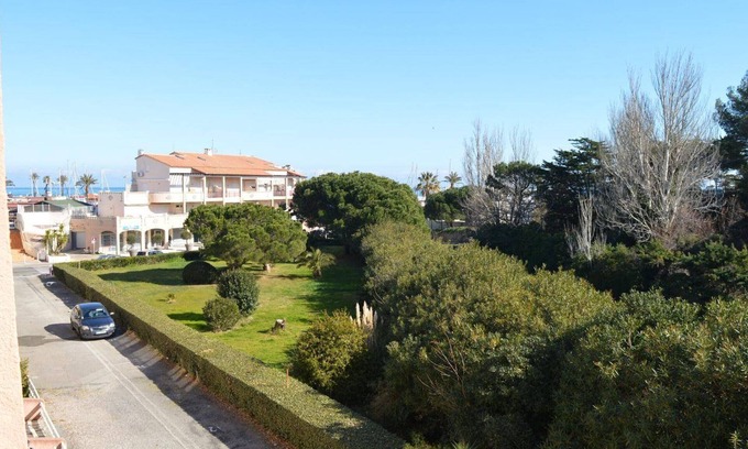 Saint-Cyprien Plage Apartment | Renovated studio cabin, equipped for 4 pers., private parking - Saint Cyprien