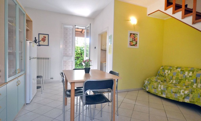 Lido delle Nazioni House | Renovated vertical cottage with garden, patio and BBQ convenient to the sea