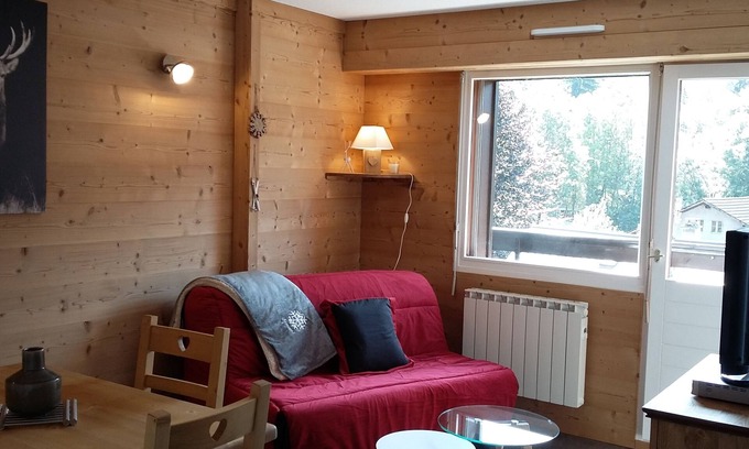 Samoens Apartment | Rent Beautiful Appart 2/4 Pers renovated in Samoëns (Private Concierge Optional)