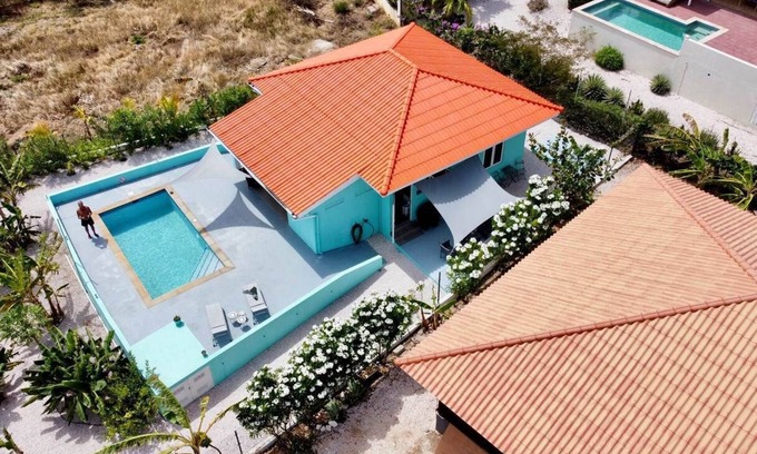 Fontein House | Rent our vacation villa with a pool and sea view. Modern and European luxury!