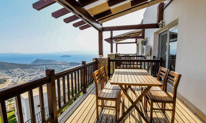 Koyunbaba Apartment | Rent Your Own Luxury Apartment with 2 Bedrooms, Bodrum Apartment 1004