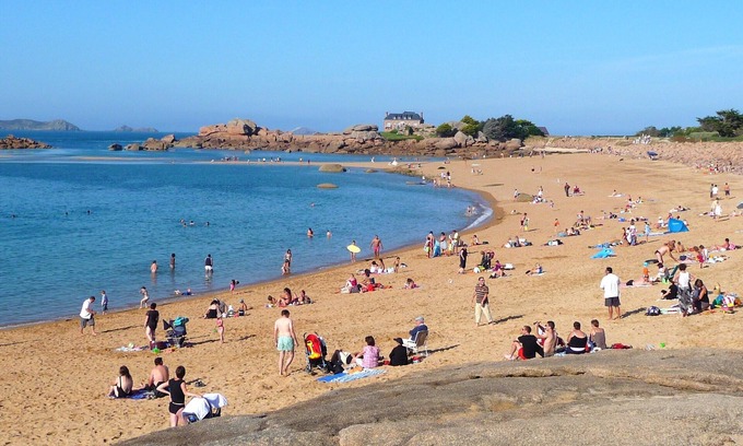 Lannion House | Rental 10 pers Côtes de Granit Rose near TREGASTEL, PERROS GUIREC