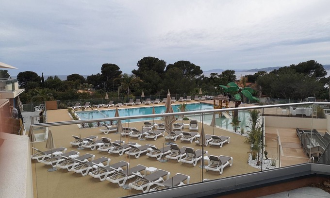 Le Dramont House | Rental/Individual rents Mobil Home 6 people