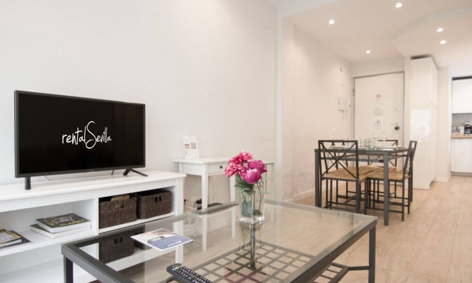 San Gil Apartment | Rentalsevilla 3 Dormitorios Junto a la Macarena