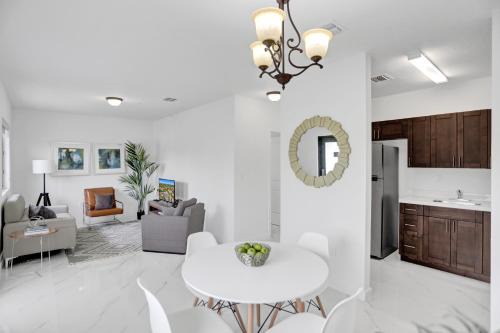 Allapattah Apartment | Renzzi Wynwood Apartments