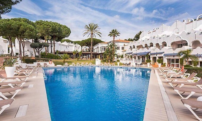 Urbanizacion Hacienda las Chapas Apartment | Reserva de Marbella by Interhome
