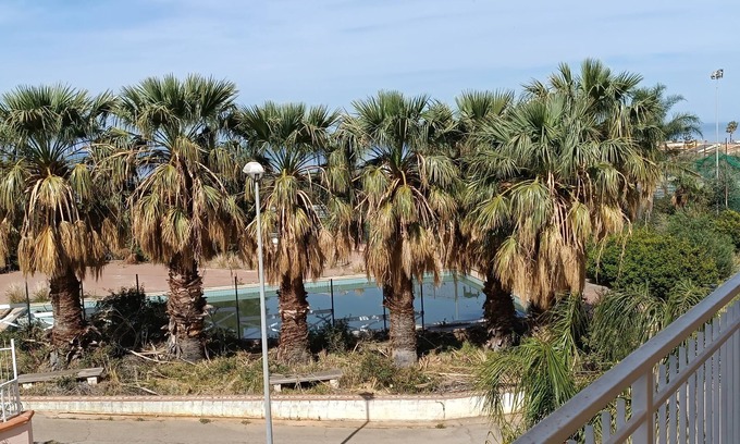 Torre Colonna-sperone Apartment | Residence Altavilla Milicia - Alicudi