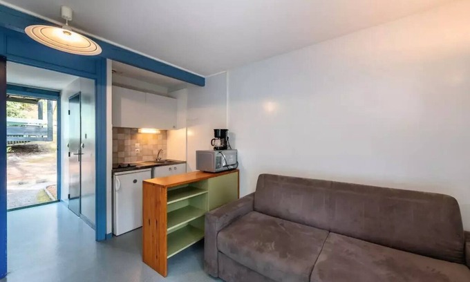 Maubuisson Apartment | Residence Domaine Les Cavales - Studio 3 people with covered balcony