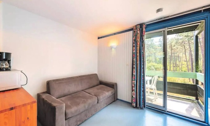 Maubuisson Apartment | Residence Domaine Les Cavales - 3 room apartment for 4 people covered balcony