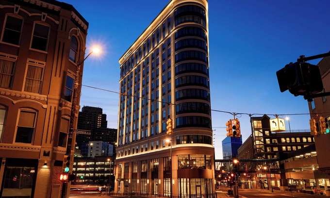 Downtown Hotel | Residence Inn by Marriott Grand Rapids Downtown