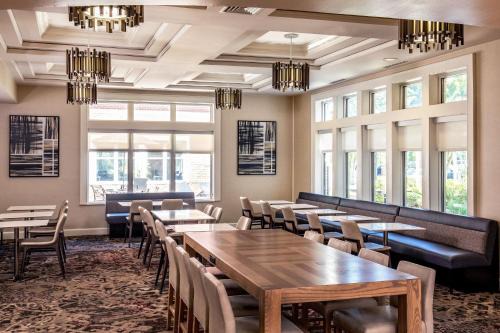 Greenbrier East Hotel | Residence Inn by Marriott Chesapeake Greenbrier