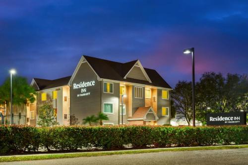 Fort Myers Hotel | Residence Inn by Marriott Fort Myers