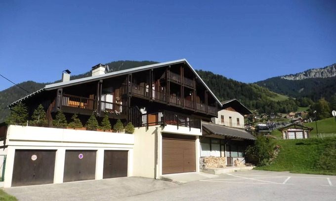 Beaufort Apartment | Residence Le Chamois - Apartment 6 people, classified 2 stars. Quiet
