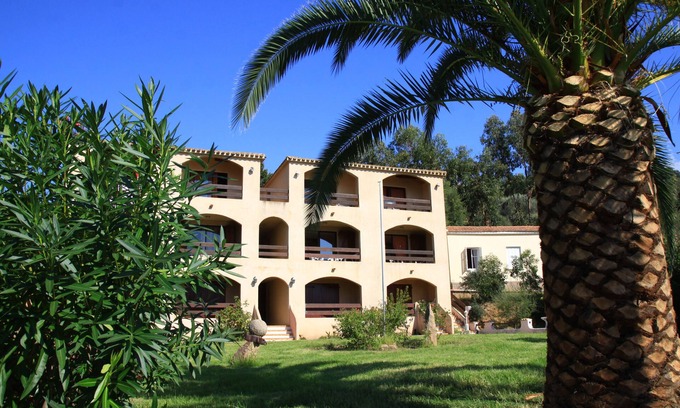 Tiuccia Apartment | Residence Les Dauphins - 4 people apartment, beach 350 m, near Ajaccio