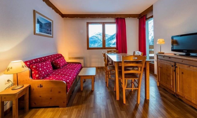 Arvieux Apartment | Residence Les Granges d'Arvieux ** - 2 rooms 4/6 people Coin Montagne - PRM