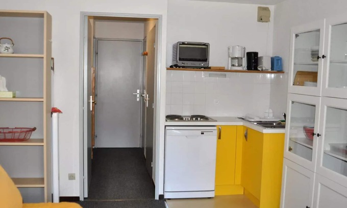 Le Pleynet Apartment | Residence Roches Noires - Studio for 4 People