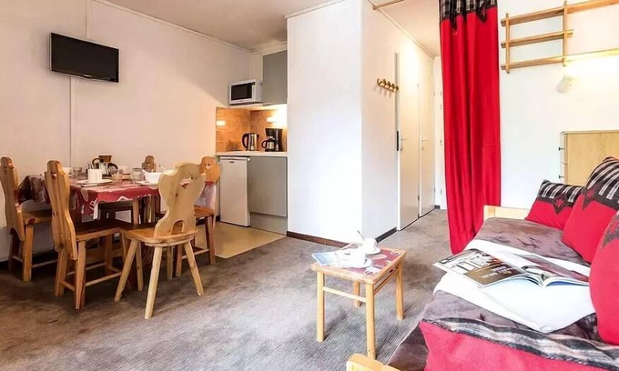 Les Bruyeres Apartment | Residence Ski Soleil - 2 Rooms for 4 People
