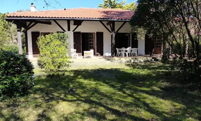 Les Estagnots Villa | Residence Villa La Ferme - Houses & Villas for 8 People