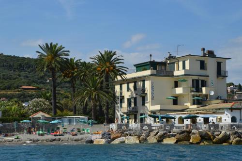 Albenga Apartment | Residence Villa Miky