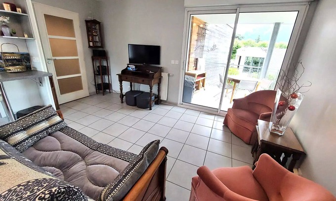 Aix-les-Bains Apartment | Residence Villa Neree - Very functional, well arranged, on the lakeside!
