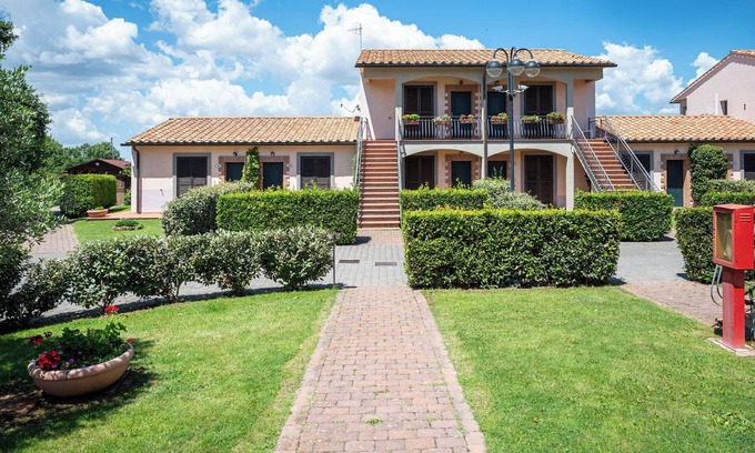 Sorano Apartment | Residence, wellness center, swimming pool, large garden, breakfast room, B4pt