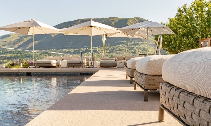 Downtown Hotel | Residences at the Little Nell