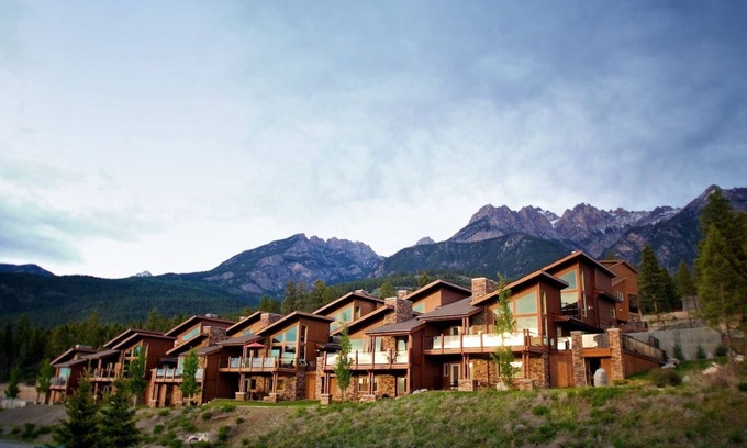East Kootenay House | Residences 3 Bedroom Findlay Condo: Unit 08