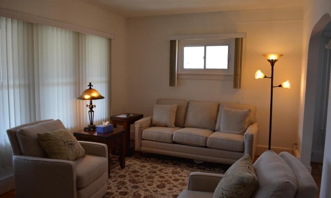 Dearborn Apartment | Residential Apartment