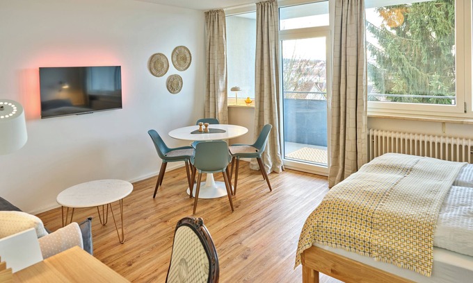 Passau Apartment | residery: Modern|Central|Balcony