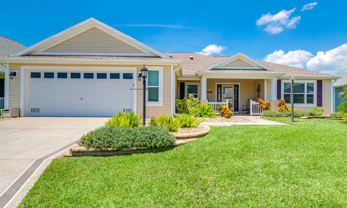 Wildwood House | Resort Amenities Home in The Villages Near Golf!