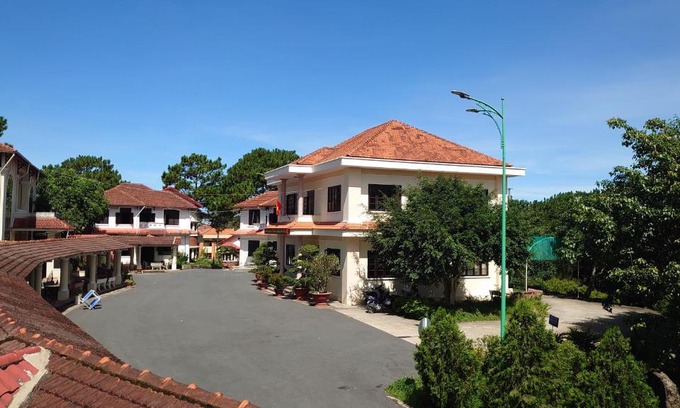 Phuong 10 Hotel | Resort Hoa Sim Da Lat