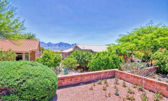 Rancho Vistoso House | Resort Living & Mountain Views In Sun City Oro Valley
