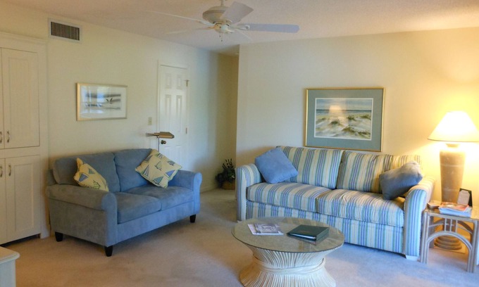 Kiawah Island Villa | * Resort & Pool Privileges* East Beach Turtle Cove on Lagoon * Great Location*