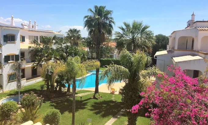 Ferreiras Apartment | Resort Solcosta- 1 bedroom apartment, pool, A/C, Wi-Fi, Gym,close to restaurants