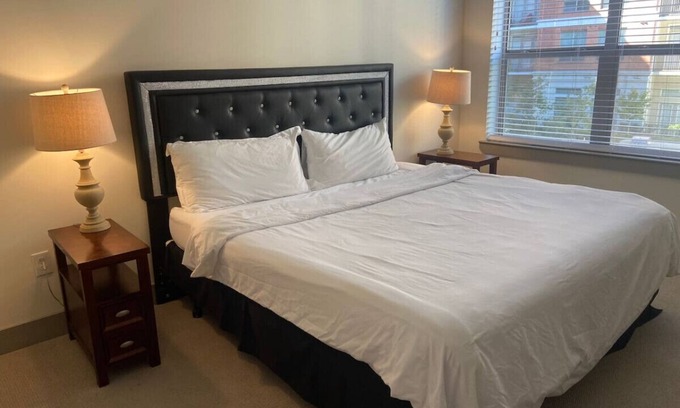 The Galleria Apartment | Resort Style apartments near Galleria