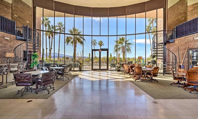 Lake Havasu City Apartment | Resort-Style Lake Havasu City Condo w/Pool!