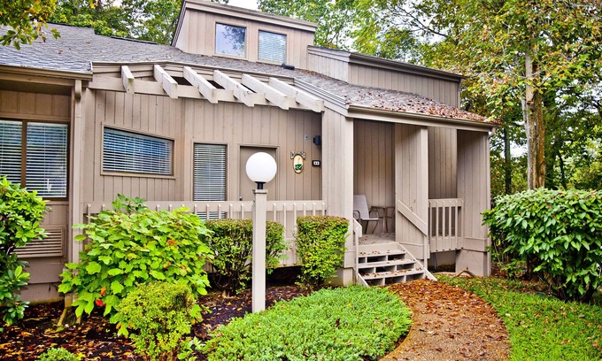 Fairfield Glade Villa | 🌄Resort Vacations at Fairfield Glade TN Spacious Remodeled Villa just steps from golf course!