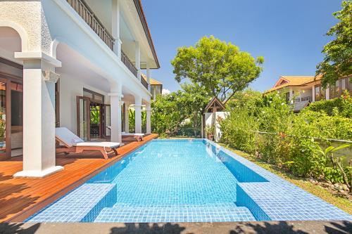 Ngu Hanh Son Villa | Resort Villas Da Nang By Abogo