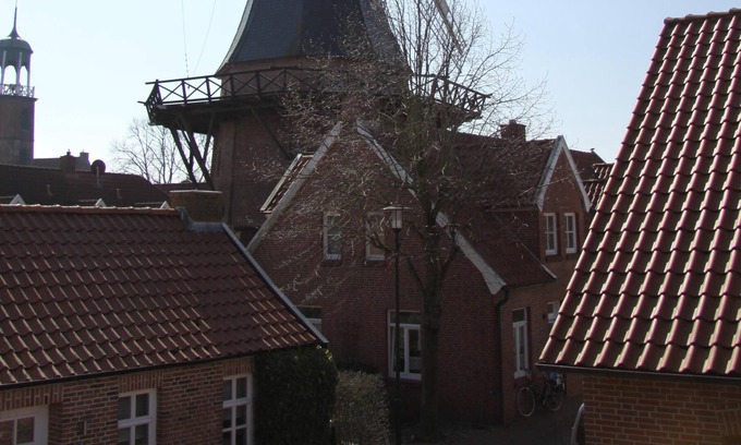 Ditzum Apartment | Rest and relaxation, the so-called "Endje van de world" in the fishing village Ditzum
