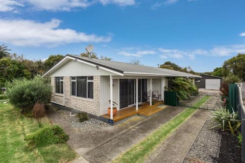 Waiotahi House | Rest Stop on Richard Street