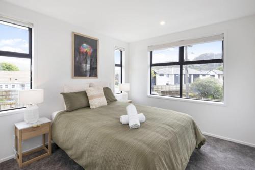 Lower Hutt House | Retreat at Biddle Crescent