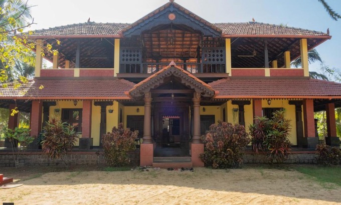 Udupi Villa | Reunion Ocean Royal (Beach House)