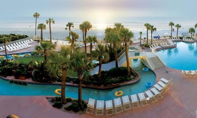 Seabreeze Historic District Condo | Rev Up Your Daytona Beach NASCAR Experience, Our Stylish 2Bedroom Condo-Special!
