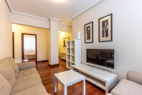 Deustuko San Pedro-Erribera Apartment | Ria Bilbao Flat