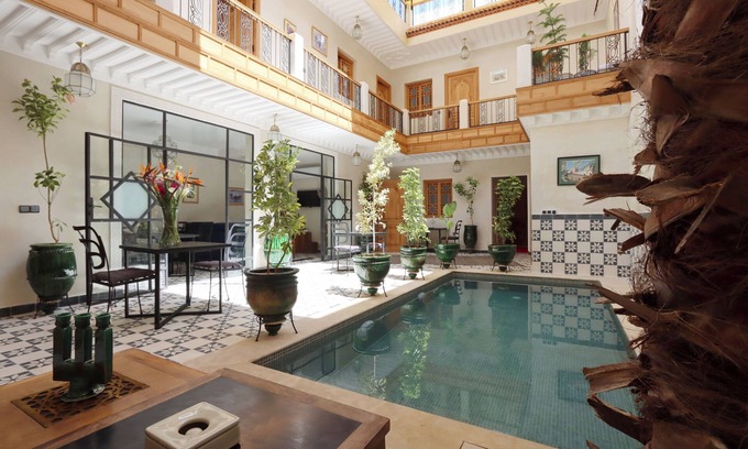 Kbour Chou House | Riad Banatti