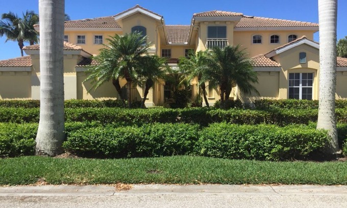 Hammock Bay Condo | RIALTO @ HAMMOCK BAY GOLF AND COUNTRY CLUB