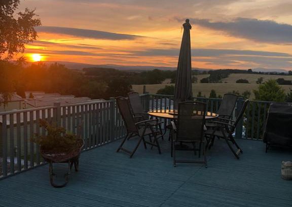 Fence House | Ribble Valley Escape, 2 bed static caravan with views that take your breath away!