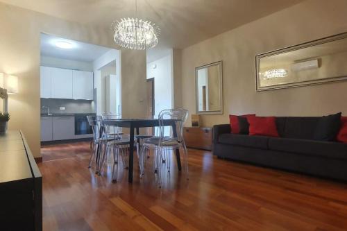 Historic Centre Apartment | Richard's Home